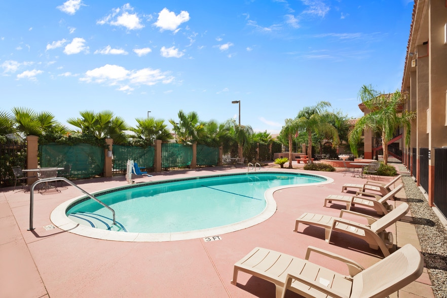 More Photos Of 81753 111 Hwy, Indio Hotel For Sale