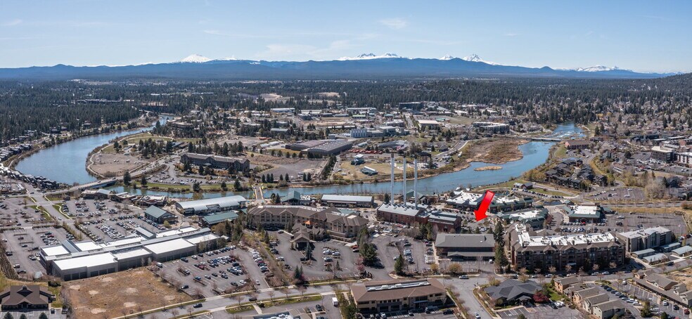 More Photos Of 395 SW Bluff Dr, Bend Office For Lease