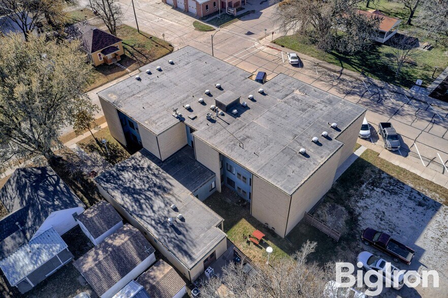 More Photos Of 130 S 5th St, Hebron Apartments For Sale