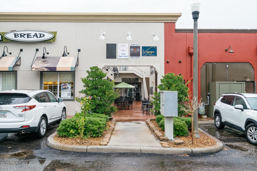 More Photos Of 1914 4th St N, Saint Petersburg Storefront Retail Office For Lease