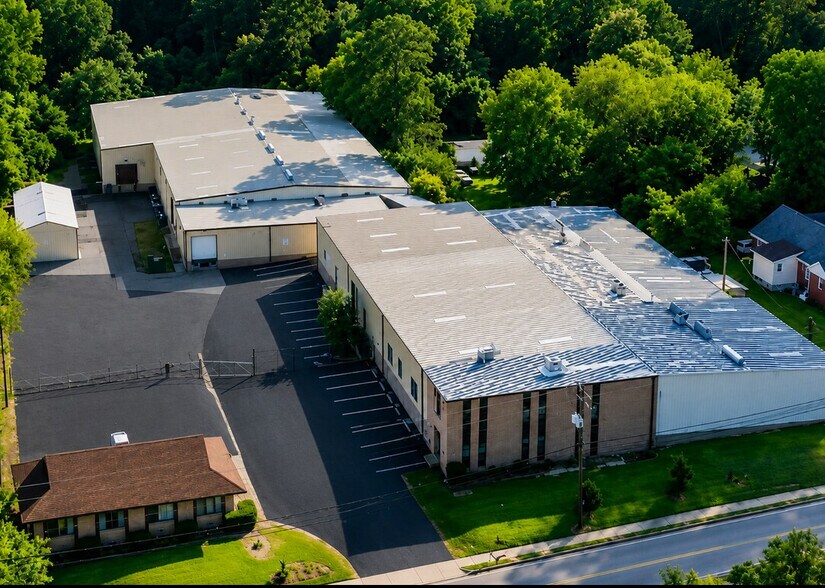 Primary Photo Of 6221 Monticello Rd, Columbia Warehouse For Lease