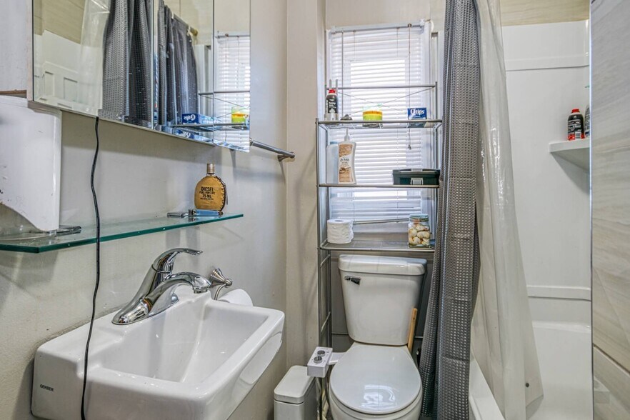 More Photos Of 375-377 Laforest Av, Sudbury Apartments For Sale