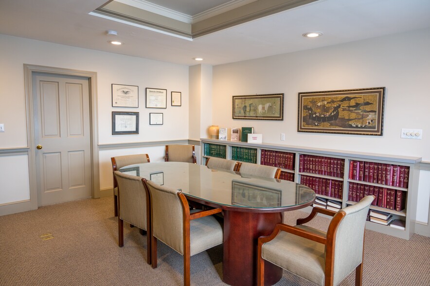 More Photos Of 79-81 Franklin St, Framingham Office Residential For Sale