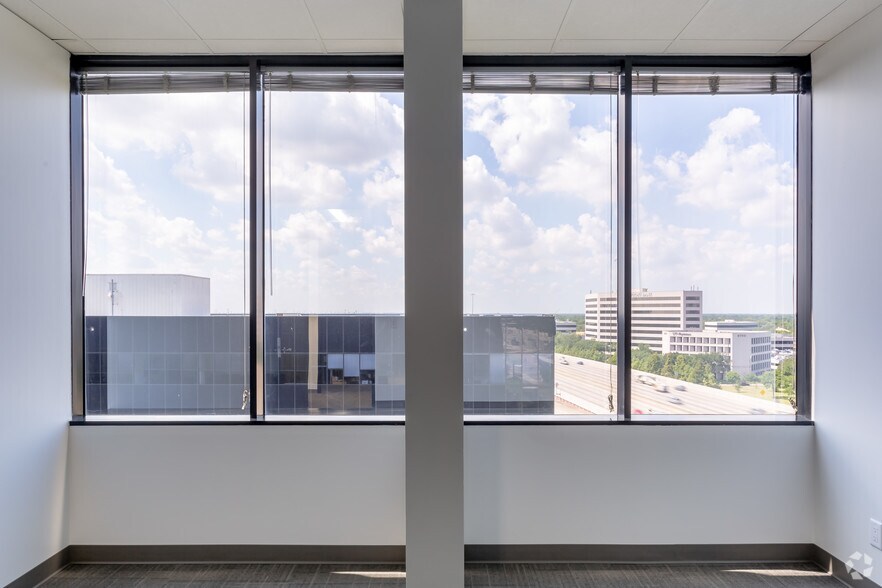 More Photos Of 6575 West Loop South, Bellaire Office For Lease