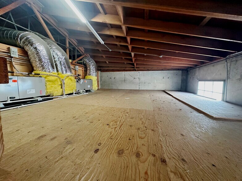 More Photos Of 1310 El Camino Real, San Carlos Freestanding For Lease