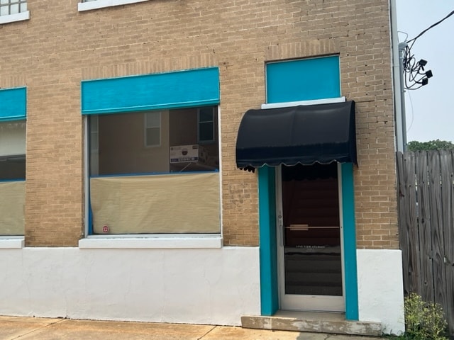More Photos Of 411 E Broad St, Fuquay Varina Storefront Retail Office For Lease