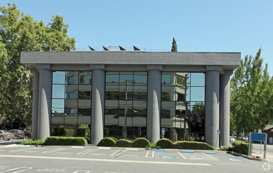 Primary Photo Of 1625 I St, Modesto Office For Lease