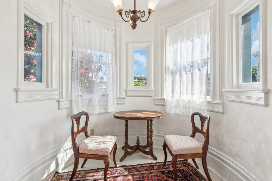 More Photos Of 1057 Steiner St, San Francisco Hospitality For Sale