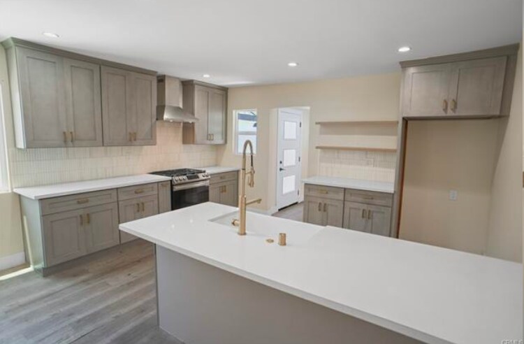 More Photos Of 3123 Hyde Park Blvd, Los Angeles Specialty For Sale