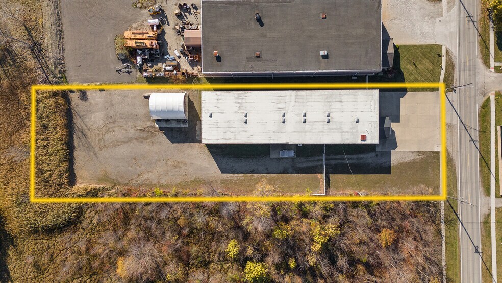 More Photos Of 52930 Havenridge Rd, New Haven Manufacturing For Sale