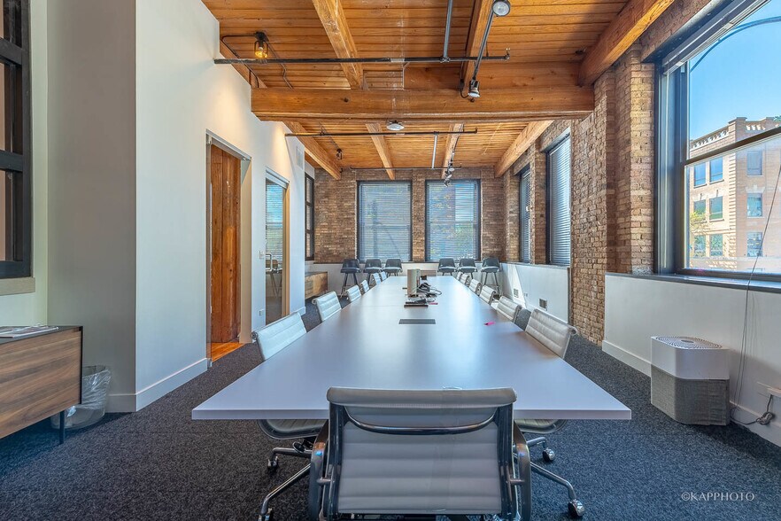 More Photos Of 1123 W Washington Blvd, Chicago Office For Lease