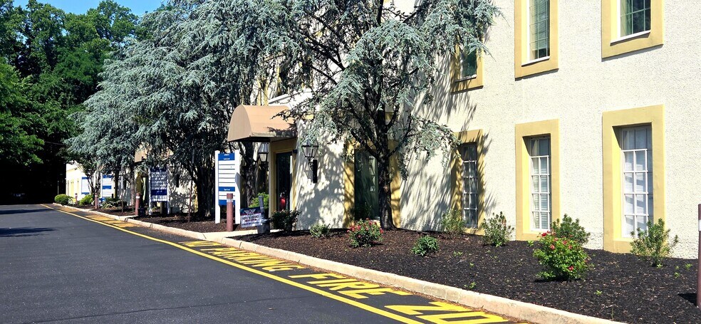 More Photos Of 127 Highway 206, Hamilton Flex For Lease