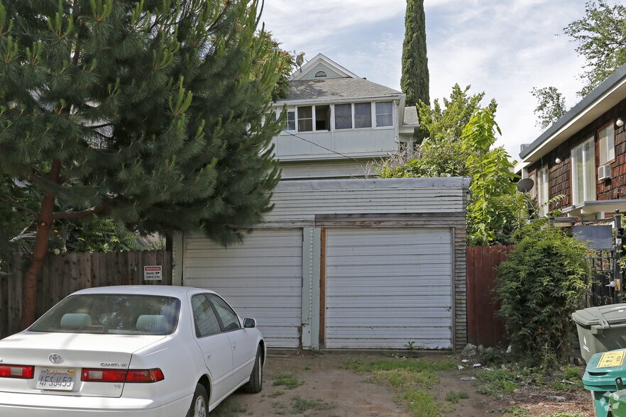 More Photos Of 2423 L St, Sacramento Apartments For Sale