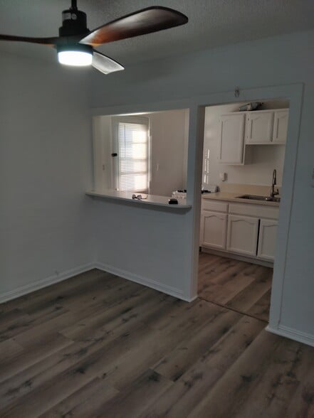 More Photos Of 225 E 74th St, Los Angeles Apartments For Sale