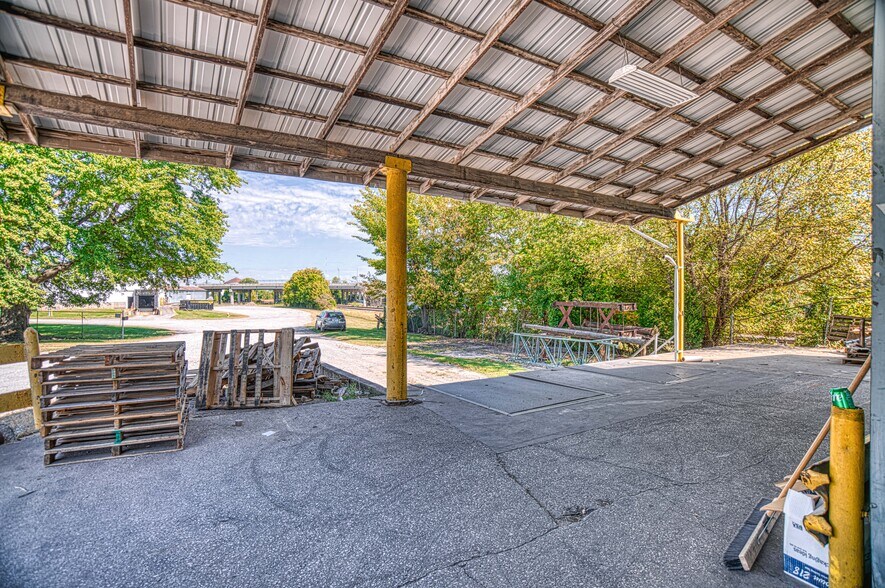 More Photos Of 1156 1st St, Henderson Warehouse For Lease