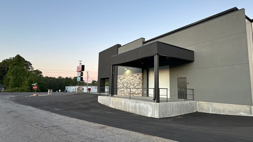 More Photos Of 9108 Warren H Abernathy Hwy, Spartanburg Light Manufacturing For Lease