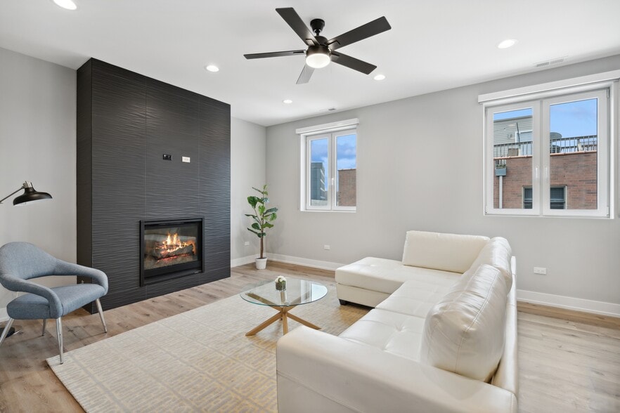 More Photos Of , Chicago Multifamily For Sale