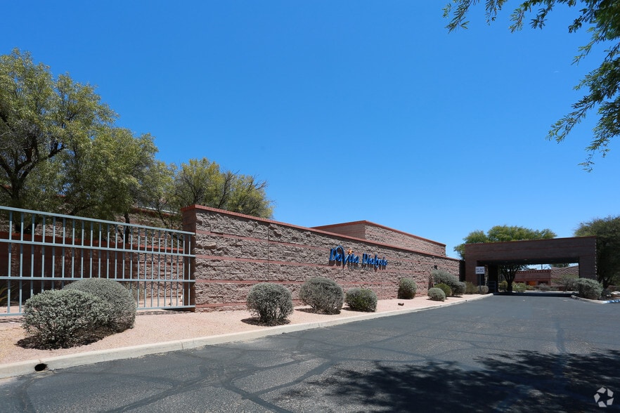 More Photos Of 1780 W Anklam Rd, Tucson Medical For Sale