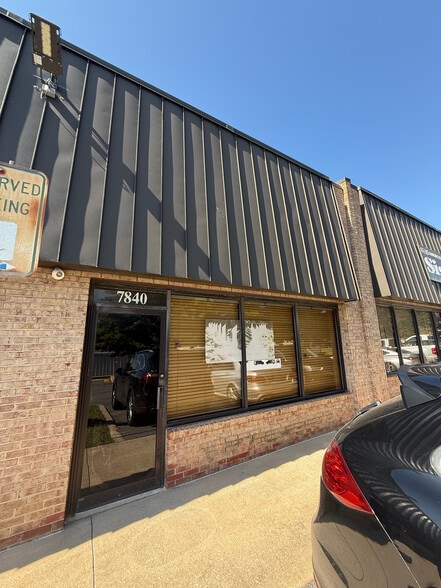 More Photos Of 7822-7860 Beechcraft Ave, Gaithersburg Light Manufacturing For Sale