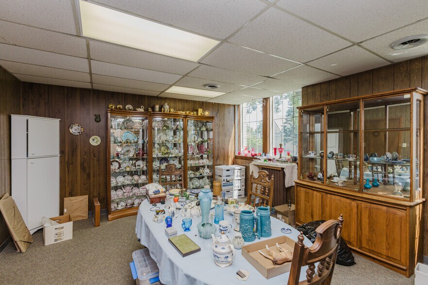 More Photos Of 920 Millington St, Winfield Storefront Retail Office For Sale