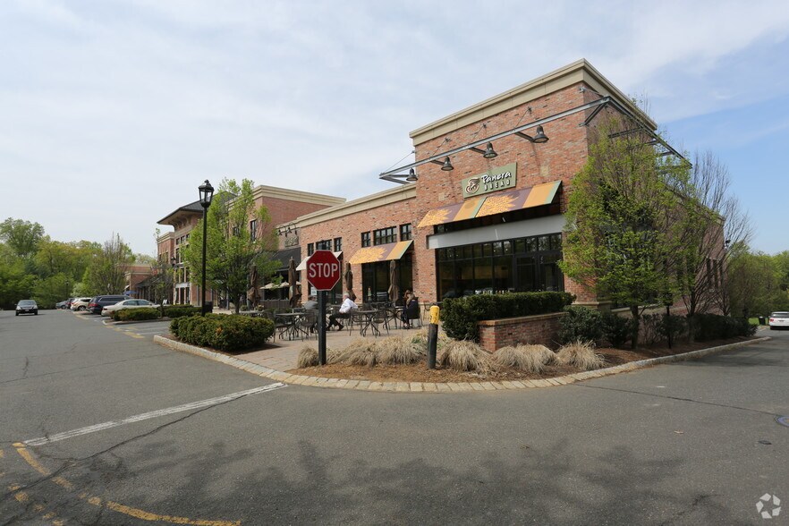 More Photos Of 25 Mountainview Blvd, Basking Ridge Storefront Retail Office For Lease