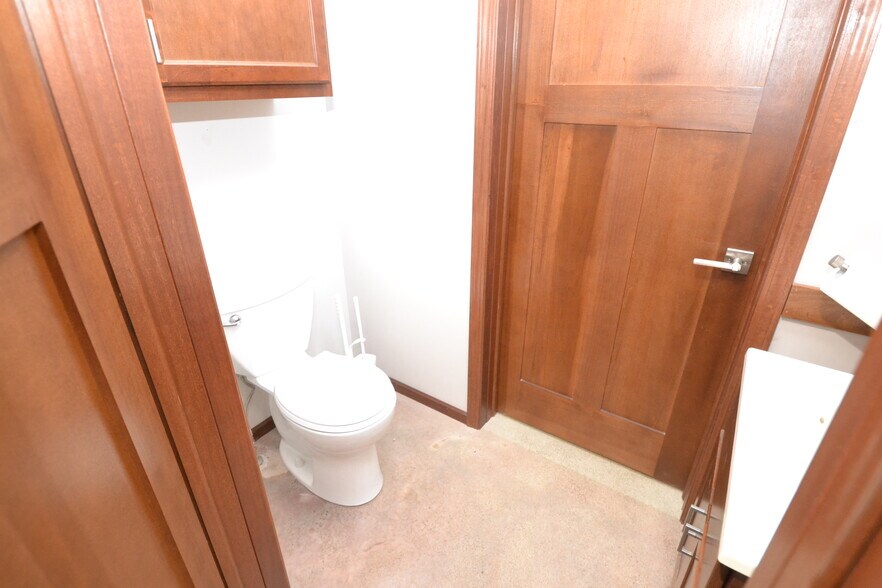 More Photos Of 3247 E State Road 28, Tipton Warehouse For Sale