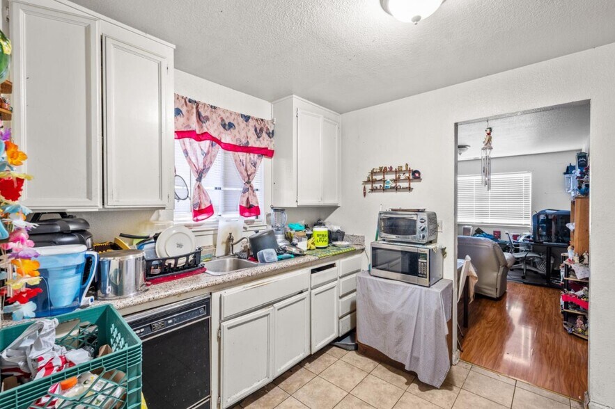 More Photos Of 33454 7th St, Union City Apartments For Sale
