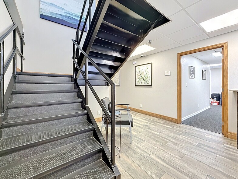 More Photos Of 4677 118th Ave N, Clearwater Manufacturing For Sale
