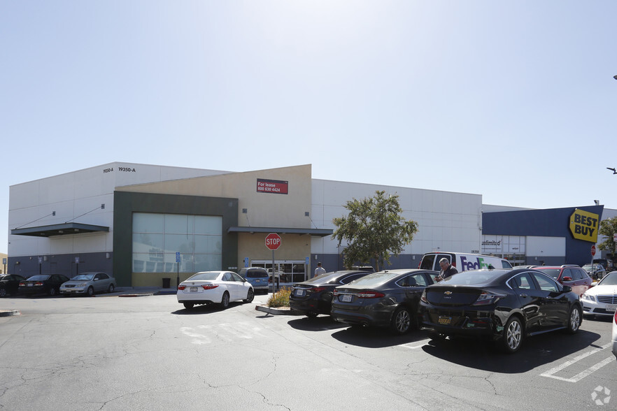 Primary Photo Of 19350 Nordhoff St, Northridge General Retail For Lease