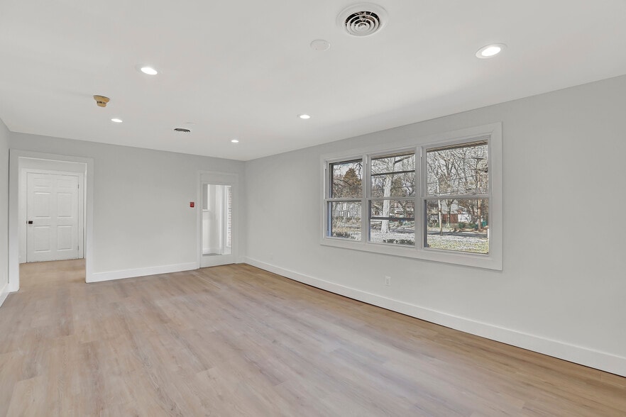 More Photos Of 2306 Church Rd, Cherry Hill Office For Sale