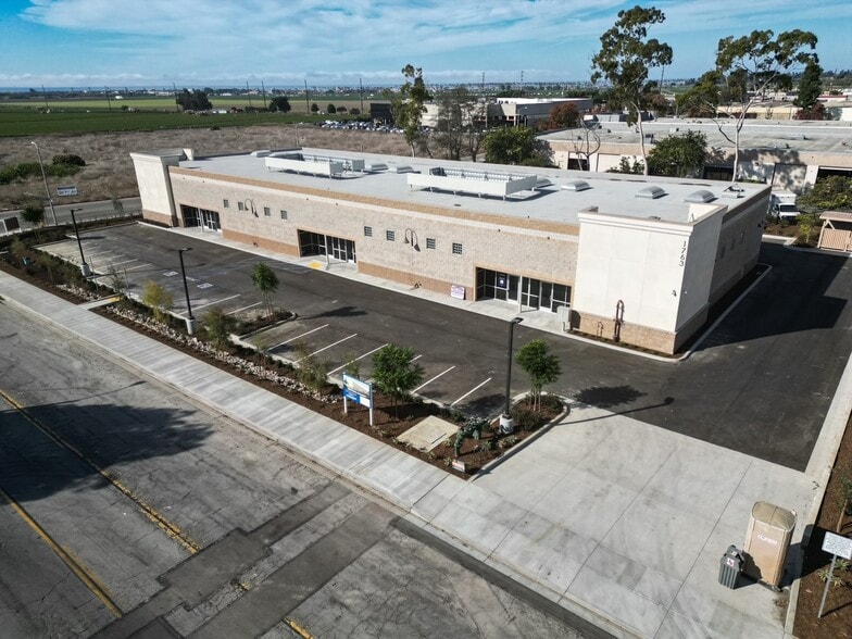More Photos Of 1763 Donlon St, Ventura Warehouse For Lease