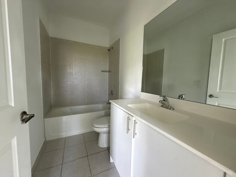 More Photos Of 28600 SW 132nd Ave, Homestead Apartments For Sale