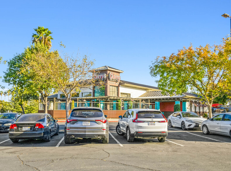 Primary Photo Of 1730 Travis Blvd, Fairfield Restaurant For Sale