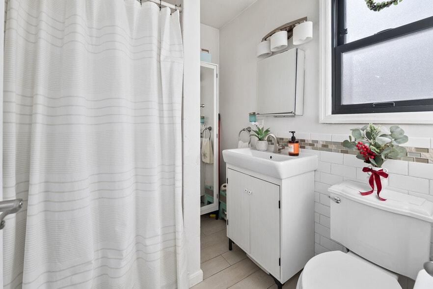 More Photos Of 179 Hackensack Plank Rd, Weehawken Multifamily For Sale