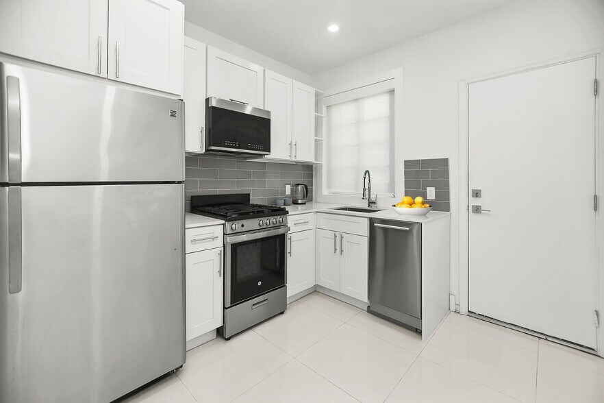 More Photos Of 733-737 Michigan Ave, Miami Beach Apartments For Sale
