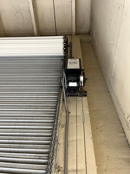 More Photos Of 999 Eller Dr, Fort Lauderdale Warehouse For Lease