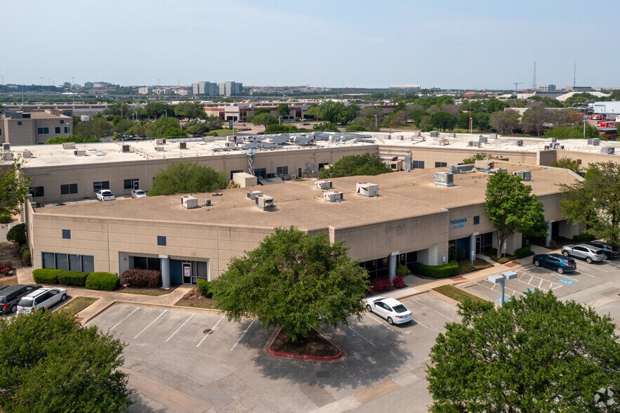 More Photos Of 9233 Waterford Centre Blvd, Austin Office For Lease