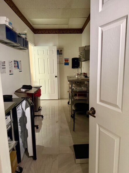 More Photos Of 5353 W Atlantic Ave, Delray Beach Medical For Sale