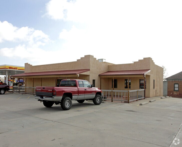 More Photos Of 402 W Royal Gorge Blvd, Canon City Freestanding For Sale