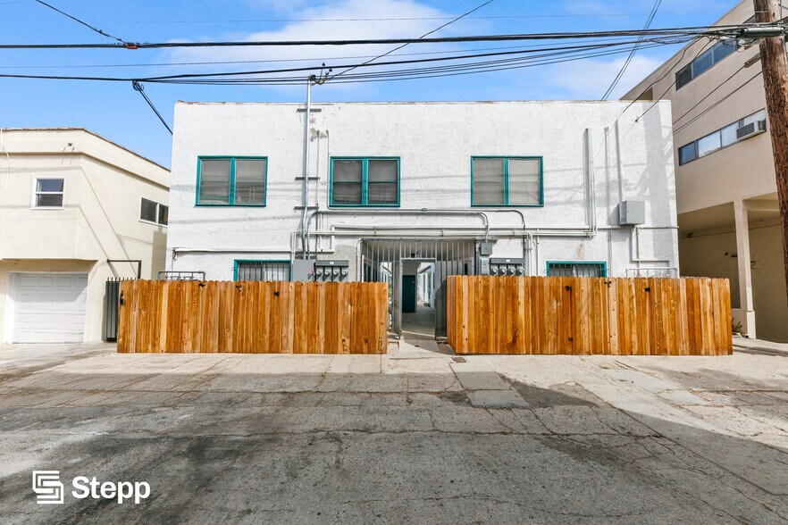More Photos Of 1836 E 1st St, Long Beach Apartments For Sale