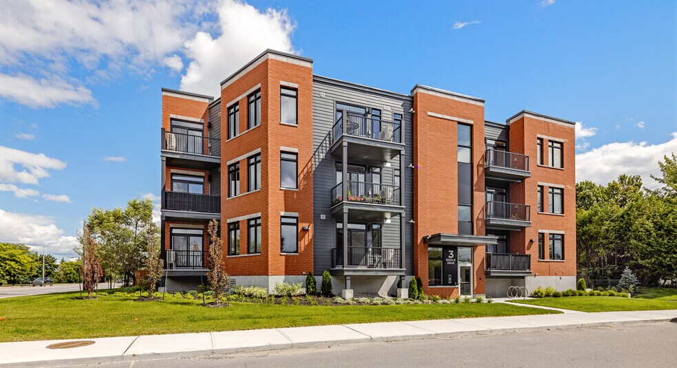 More Photos Of 3 Bedale Dr, Ottawa Apartments For Sale