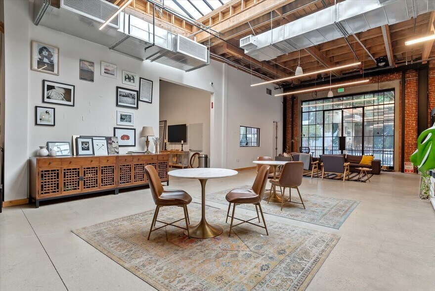 More Photos Of 308-312 S Alameda St, Los Angeles Office For Lease