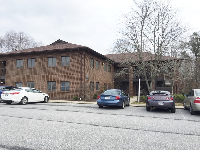 More Photos Of 3825 Leonardtown Rd, Waldorf Office For Lease