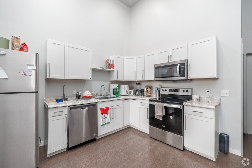 More Photos Of 77 Main St, Cortland Apartments For Lease