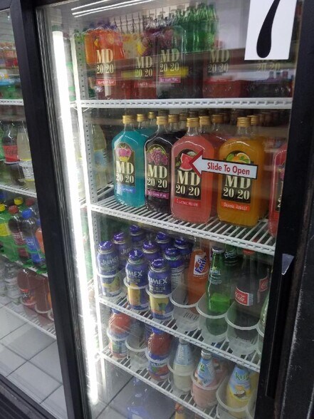 More Photos Of 1301 Griffin St, Houston Convenience Store For Sale