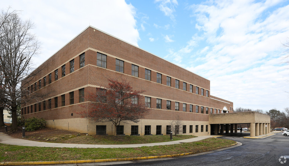 Primary Photo Of 8850 Richmond Hwy, Alexandria Office For Lease