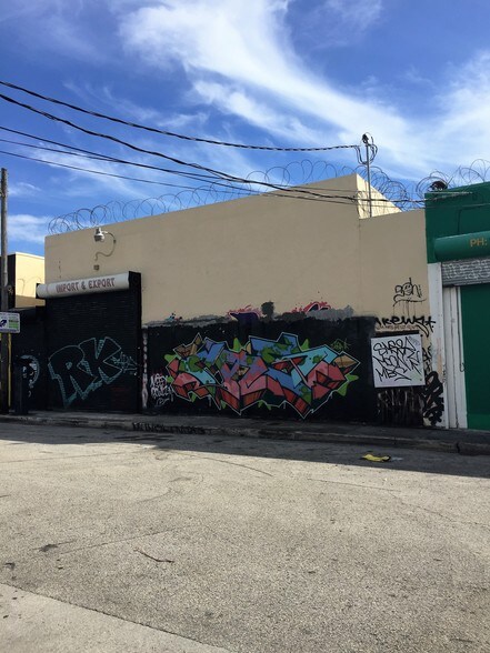 More Photos Of 530 NW 26th St, Miami Warehouse For Lease