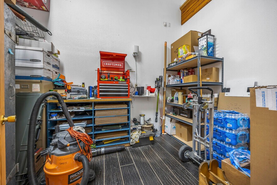 More Photos Of 7509 W Deschutes Rd, Kennewick Office For Sale