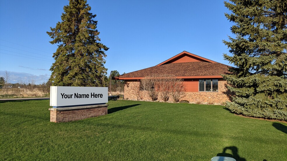 More Photos Of 902 S Huron St, Cheboygan Office For Lease