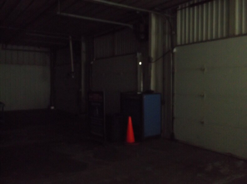 More Photos Of 911 Witzel Ave, Oshkosh Carwash For Lease